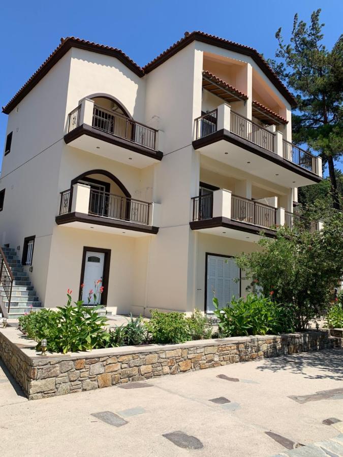 Raxes Kastanies Despina Studios # 4 Raches (Ikaria) Exterior foto